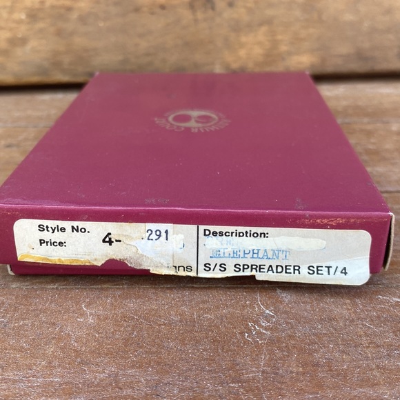 Vintage Arthur Court Elephant Spreader set - Picture 3 of 3